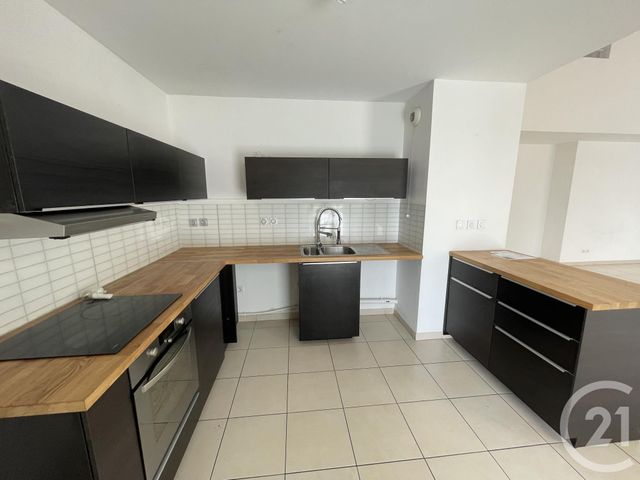 Appartement T4 à louer - 4 pièces - 116.33 m2 - LA CIOTAT - 13 - PROVENCE-ALPES-COTE-D-AZUR - Century 21 Agence Beaumond