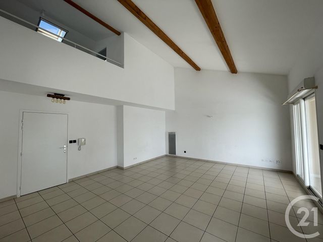 Appartement T4 à louer - 4 pièces - 116.33 m2 - LA CIOTAT - 13 - PROVENCE-ALPES-COTE-D-AZUR - Century 21 Agence Beaumond