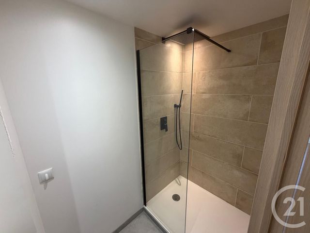 Appartement F2 à vendre - 2 pièces - 47.25 m2 - AUBAGNE - 13 - PROVENCE-ALPES-COTE-D-AZUR - Century 21 Agence Beaumond