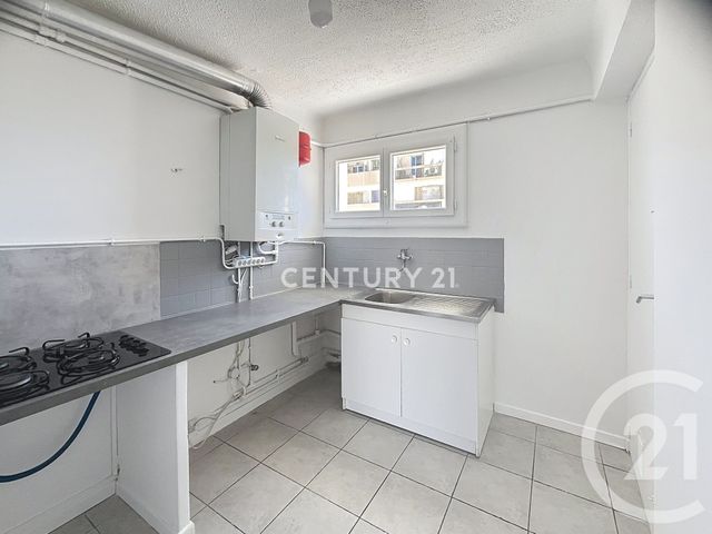 Appartement T2 à louer - 2 pièces - 43.24 m2 - AUBAGNE - 13 - PROVENCE-ALPES-COTE-D-AZUR - Century 21 Agence Beaumond