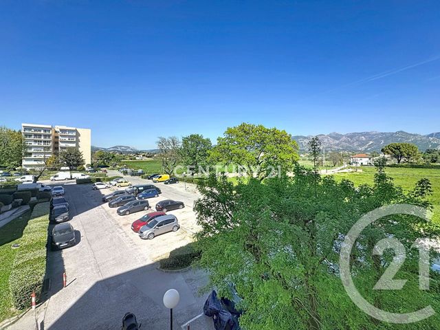 Appartement T2 à louer - 2 pièces - 38.11 m2 - AUBAGNE - 13 - PROVENCE-ALPES-COTE-D-AZUR - Century 21 Agence Beaumond