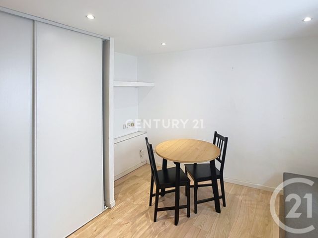 Appartement Studio à louer - 1 pièce - 20.78 m2 - MARSEILLE - 13011 - PROVENCE-ALPES-COTE-D-AZUR - Century 21 Agence Beaumond
