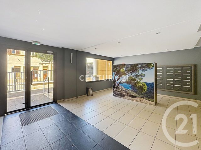Appartement T3 à louer - 3 pièces - 60.92 m2 - MARSEILLE - 13008 - PROVENCE-ALPES-COTE-D-AZUR - Century 21 Agence Beaumond