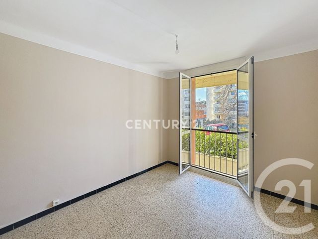 Appartement T4 à louer - 4 pièces - 75.14 m2 - AUBAGNE - 13 - PROVENCE-ALPES-COTE-D-AZUR - Century 21 Agence Beaumond