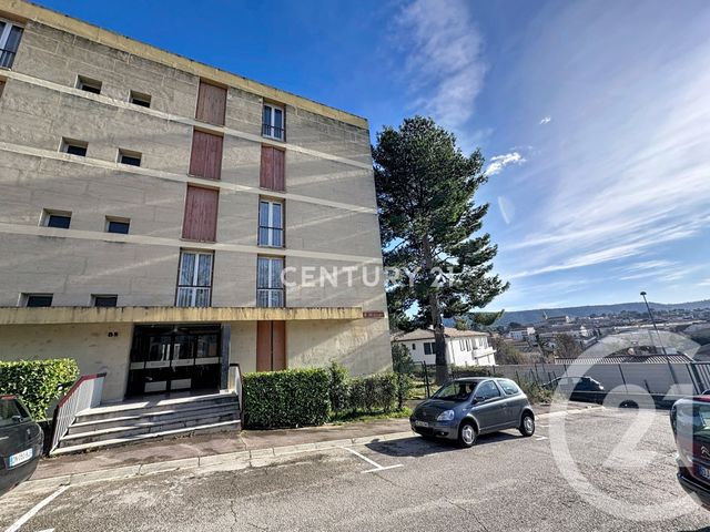 Appartement T4 à louer - 4 pièces - 75.14 m2 - AUBAGNE - 13 - PROVENCE-ALPES-COTE-D-AZUR - Century 21 Agence Beaumond