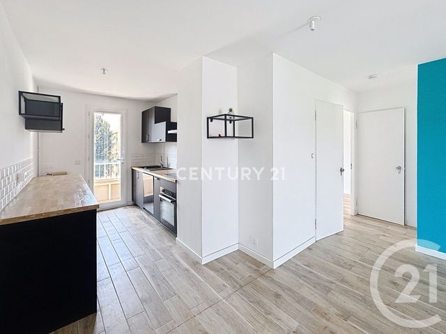 Appartement T3 à louer - 3 pièces - 59.27 m2 - AUBAGNE - 13 - PROVENCE-ALPES-COTE-D-AZUR - Century 21 Agence Beaumond