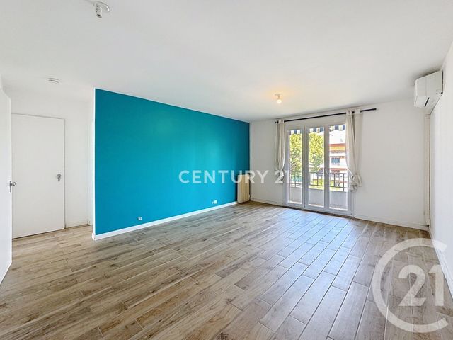 Appartement T3 à louer - 3 pièces - 59.27 m2 - AUBAGNE - 13 - PROVENCE-ALPES-COTE-D-AZUR - Century 21 Agence Beaumond