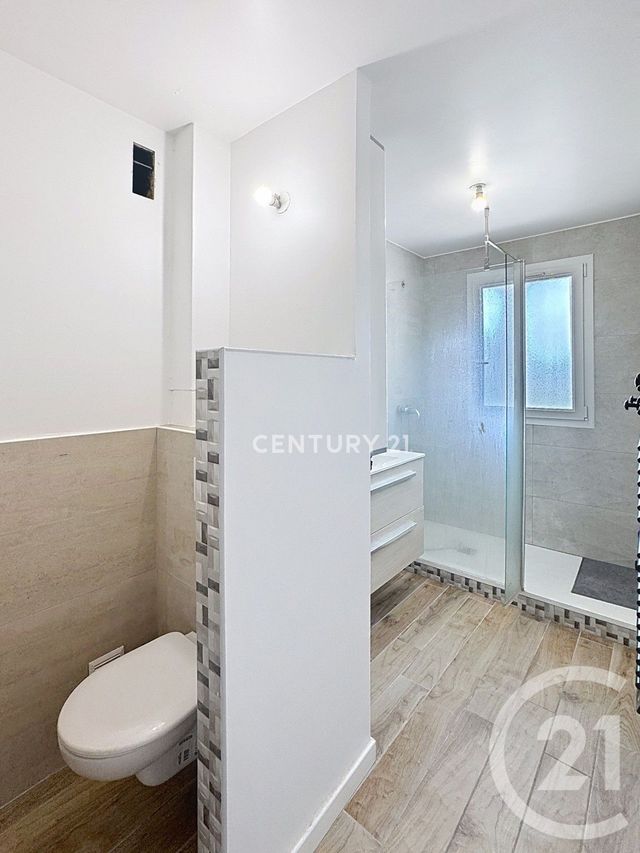 Appartement T3 à louer - 3 pièces - 59.27 m2 - AUBAGNE - 13 - PROVENCE-ALPES-COTE-D-AZUR - Century 21 Agence Beaumond