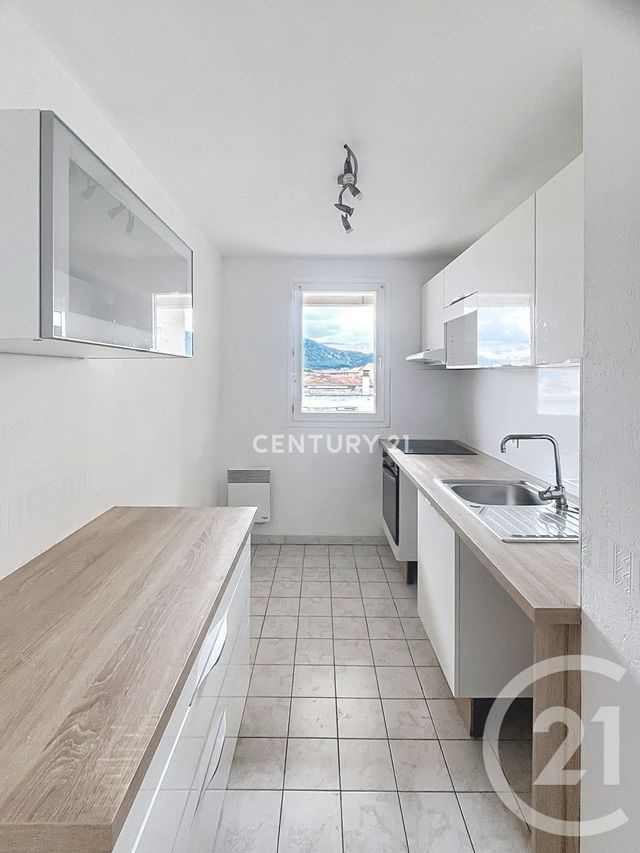 Appartement T2 à louer - 2 pièces - 48.8 m2 - AUBAGNE - 13 - PROVENCE-ALPES-COTE-D-AZUR - Century 21 Agence Beaumond