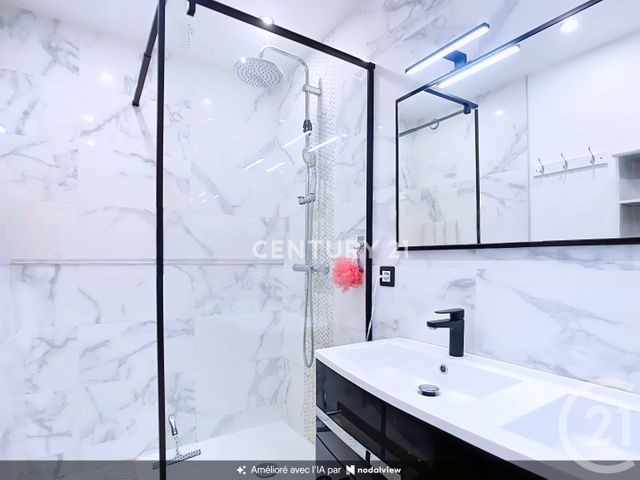 Appartement F4 à vendre - 4 pièces - 80.0 m2 - AUBAGNE - 13 - PROVENCE-ALPES-COTE-D-AZUR - Century 21 Agence Beaumond
