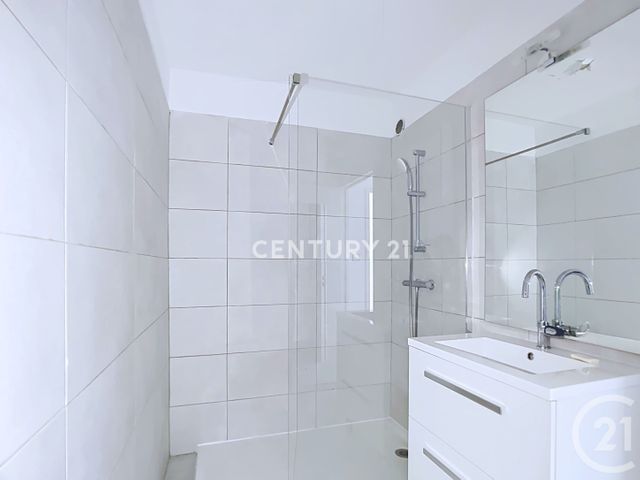 Appartement F4 à vendre - 4 pièces - 98.71 m2 - AUBAGNE - 13 - PROVENCE-ALPES-COTE-D-AZUR - Century 21 Agence Beaumond