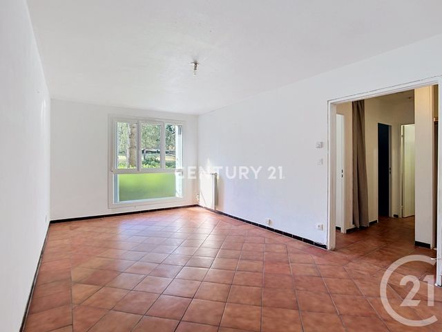 Appartement F2 à vendre - 2 pièces - 32.0 m2 - AUBAGNE - 13 - PROVENCE-ALPES-COTE-D-AZUR - Century 21 Agence Beaumond