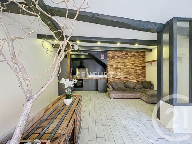 Appartement à vendre - 3 pièces - 33.75 m2 - CUGES LES PINS - 13 - PROVENCE-ALPES-COTE-D-AZUR - Century 21 Agence Beaumond