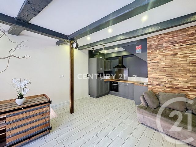 Appartement à vendre - 3 pièces - 33.75 m2 - CUGES LES PINS - 13 - PROVENCE-ALPES-COTE-D-AZUR - Century 21 Agence Beaumond