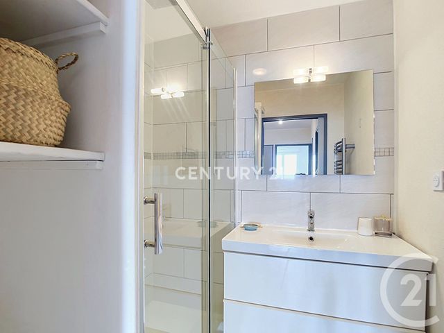 Appartement F2 à vendre - 2 pièces - 51.0 m2 - AUBAGNE - 13 - PROVENCE-ALPES-COTE-D-AZUR - Century 21 Agence Beaumond