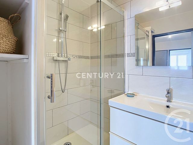 Appartement F2 à vendre - 2 pièces - 51.0 m2 - AUBAGNE - 13 - PROVENCE-ALPES-COTE-D-AZUR - Century 21 Agence Beaumond