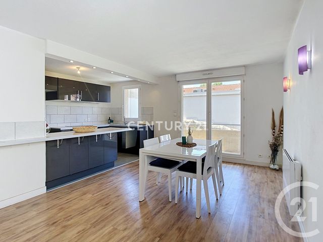 Appartement F2 à vendre - 2 pièces - 51.0 m2 - AUBAGNE - 13 - PROVENCE-ALPES-COTE-D-AZUR - Century 21 Agence Beaumond