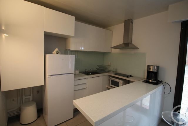 Appartement T2 à louer - 2 pièces - 41.29 m2 - ROQUEFORT LA BEDOULE - 13 - PROVENCE-ALPES-COTE-D-AZUR - Century 21 Agence Beaumond