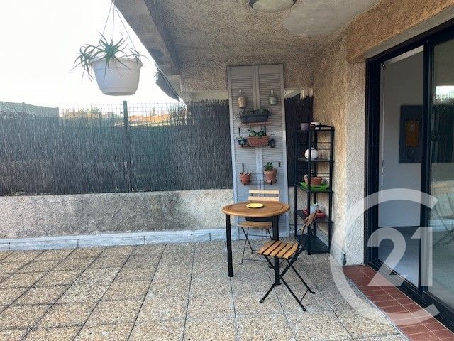 Appartement T2 à louer - 2 pièces - 41.29 m2 - ROQUEFORT LA BEDOULE - 13 - PROVENCE-ALPES-COTE-D-AZUR - Century 21 Agence Beaumond