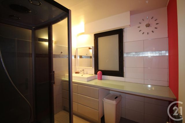 Appartement T2 à louer - 2 pièces - 41.29 m2 - ROQUEFORT LA BEDOULE - 13 - PROVENCE-ALPES-COTE-D-AZUR - Century 21 Agence Beaumond