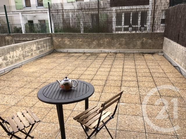 Appartement T2 à louer - 2 pièces - 41.29 m2 - ROQUEFORT LA BEDOULE - 13 - PROVENCE-ALPES-COTE-D-AZUR - Century 21 Agence Beaumond