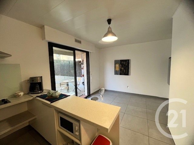 Appartement T2 à louer - 2 pièces - 41.29 m2 - ROQUEFORT LA BEDOULE - 13 - PROVENCE-ALPES-COTE-D-AZUR - Century 21 Agence Beaumond