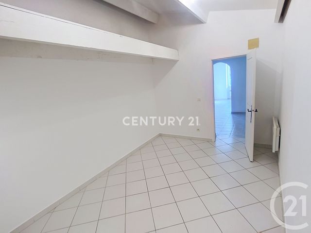 Appartement T2 à louer - 2 pièces - 37.37 m2 - AUBAGNE - 13 - PROVENCE-ALPES-COTE-D-AZUR - Century 21 Agence Beaumond