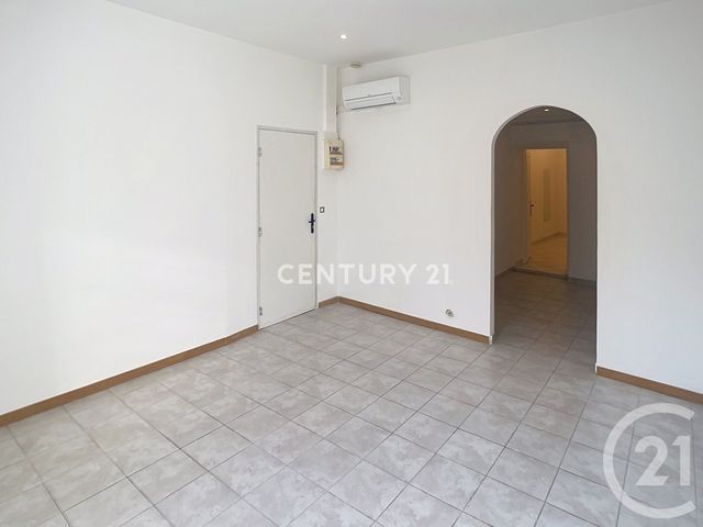 Appartement T2 à louer - 2 pièces - 37.37 m2 - AUBAGNE - 13 - PROVENCE-ALPES-COTE-D-AZUR - Century 21 Agence Beaumond