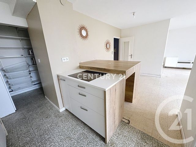 Appartement T3 à louer - 3 pièces - 65.65 m2 - AUBAGNE - 13 - PROVENCE-ALPES-COTE-D-AZUR - Century 21 Agence Beaumond