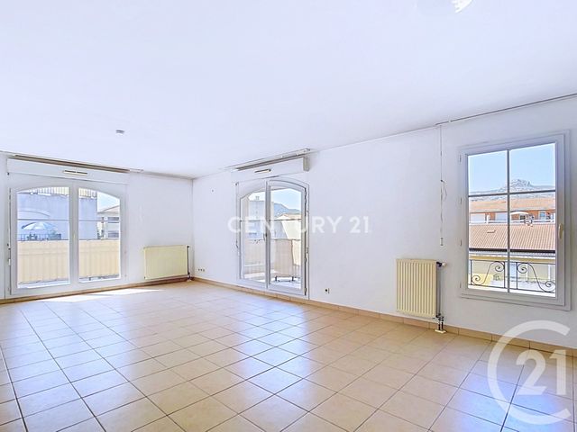 Appartement F3/4 à vendre - 4 pièces - 85.77 m2 - AUBAGNE - 13 - PROVENCE-ALPES-COTE-D-AZUR - Century 21 Agence Beaumond