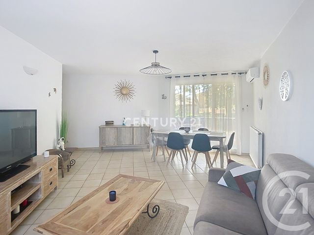 Appartement F3 à vendre - 3 pièces - 70.0 m2 - AUBAGNE - 13 - PROVENCE-ALPES-COTE-D-AZUR - Century 21 Agence Beaumond