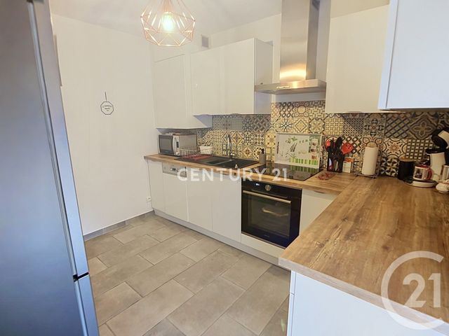 Appartement F3 à vendre - 3 pièces - 70.0 m2 - AUBAGNE - 13 - PROVENCE-ALPES-COTE-D-AZUR - Century 21 Agence Beaumond