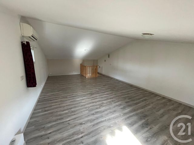 Appartement T2 à louer - 2 pièces - 70.12 m2 - GEMENOS - 13 - PROVENCE-ALPES-COTE-D-AZUR - Century 21 Agence Beaumond