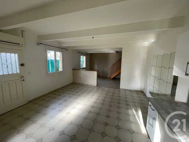 Appartement T2 à louer - 2 pièces - 70.12 m2 - GEMENOS - 13 - PROVENCE-ALPES-COTE-D-AZUR - Century 21 Agence Beaumond