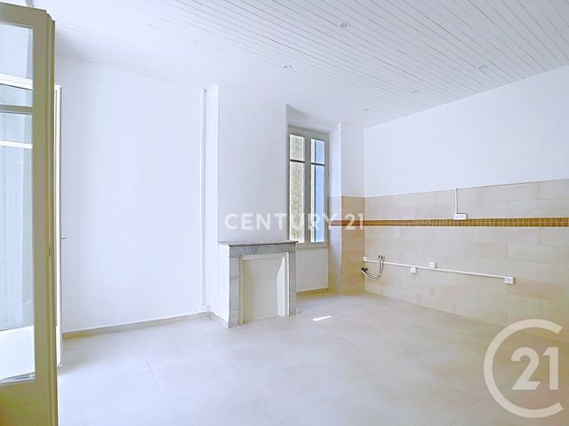 Appartement T2 à vendre - 2 pièces - 37.6 m2 - AUBAGNE - 13 - PROVENCE-ALPES-COTE-D-AZUR - Century 21 Agence Beaumond