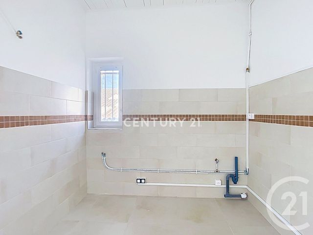 Appartement T2 à vendre - 2 pièces - 39.1 m2 - AUBAGNE - 13 - PROVENCE-ALPES-COTE-D-AZUR - Century 21 Agence Beaumond