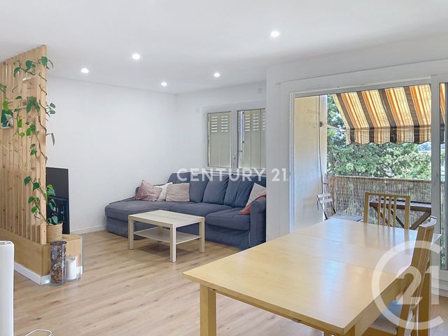 Appartement T3 à louer - 3 pièces - 63.53 m2 - AUBAGNE - 13 - PROVENCE-ALPES-COTE-D-AZUR - Century 21 Agence Beaumond