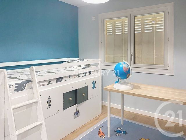 Appartement T3 à louer - 3 pièces - 63.53 m2 - AUBAGNE - 13 - PROVENCE-ALPES-COTE-D-AZUR - Century 21 Agence Beaumond