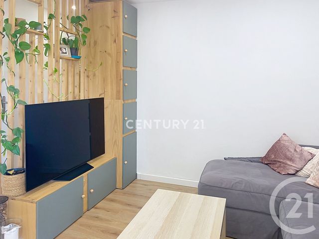 Appartement T3 à louer - 3 pièces - 63.53 m2 - AUBAGNE - 13 - PROVENCE-ALPES-COTE-D-AZUR - Century 21 Agence Beaumond