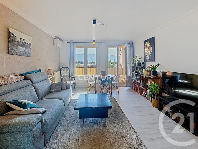 Appartement T3 à louer - 3 pièces - 63.3 m2 - AUBAGNE - 13 - PROVENCE-ALPES-COTE-D-AZUR - Century 21 Agence Beaumond