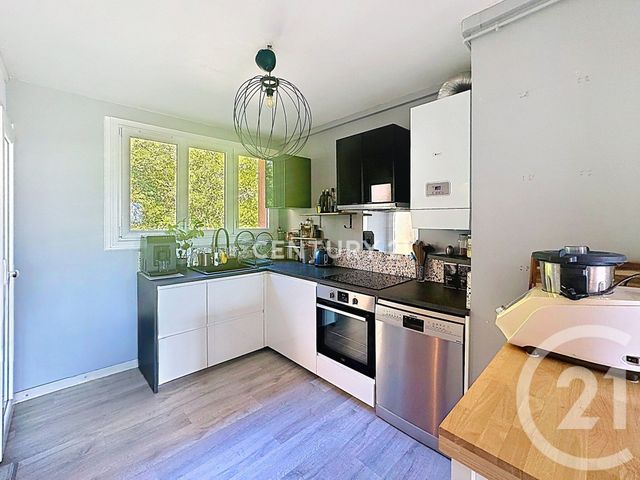 Appartement T3 à louer - 3 pièces - 63.3 m2 - AUBAGNE - 13 - PROVENCE-ALPES-COTE-D-AZUR - Century 21 Agence Beaumond