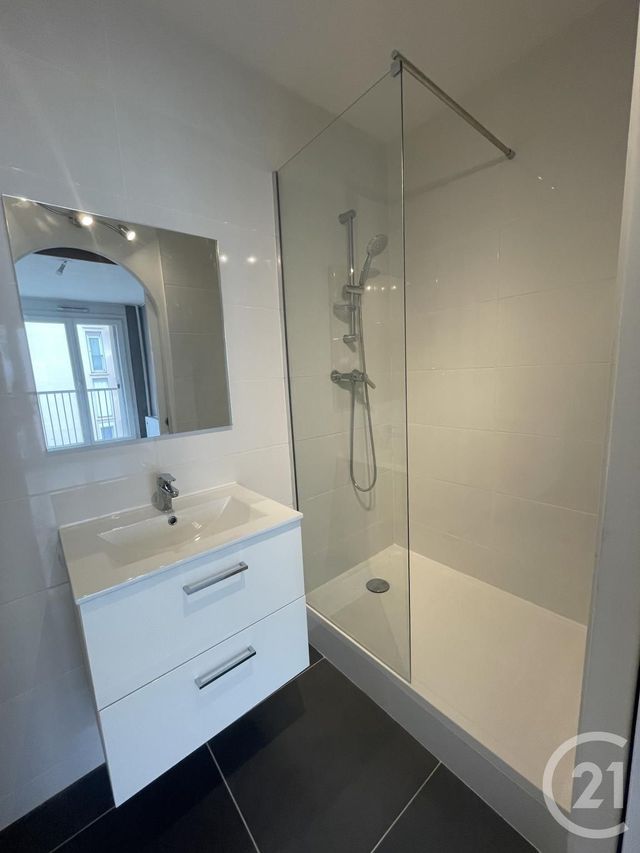 Appartement T5 à louer - 4 pièces - 97.78 m2 - AUBAGNE - 13 - PROVENCE-ALPES-COTE-D-AZUR - Century 21 Agence Beaumond