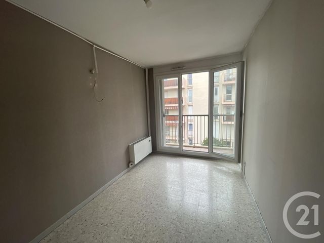 Appartement T5 à louer - 4 pièces - 97.78 m2 - AUBAGNE - 13 - PROVENCE-ALPES-COTE-D-AZUR - Century 21 Agence Beaumond