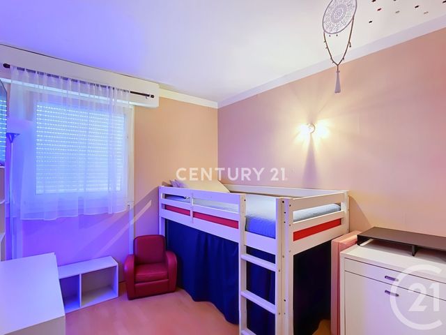 Appartement F4 à vendre - 4 pièces - 70.0 m2 - AUBAGNE - 13 - PROVENCE-ALPES-COTE-D-AZUR - Century 21 Agence Beaumond