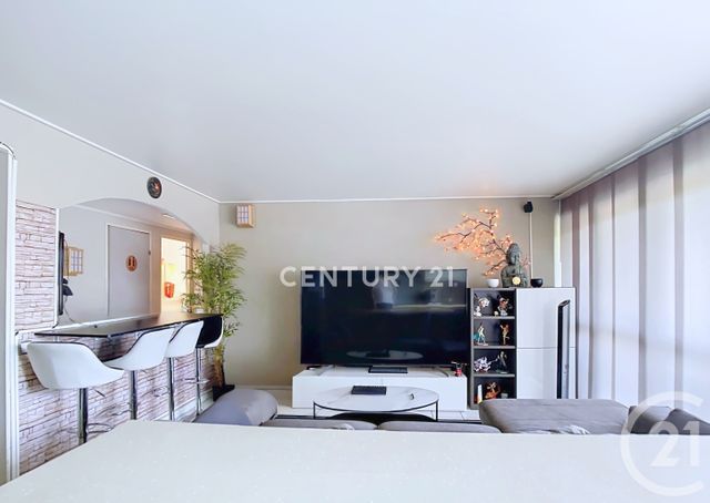 Appartement F4 à vendre - 4 pièces - 70.0 m2 - AUBAGNE - 13 - PROVENCE-ALPES-COTE-D-AZUR - Century 21 Agence Beaumond