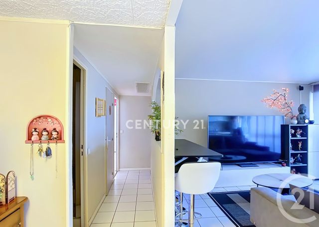 Appartement F4 à vendre - 4 pièces - 70.0 m2 - AUBAGNE - 13 - PROVENCE-ALPES-COTE-D-AZUR - Century 21 Agence Beaumond