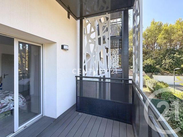 Appartement T2 à louer - 2 pièces - 45.9 m2 - PEYPIN - 13 - PROVENCE-ALPES-COTE-D-AZUR - Century 21 Agence Beaumond