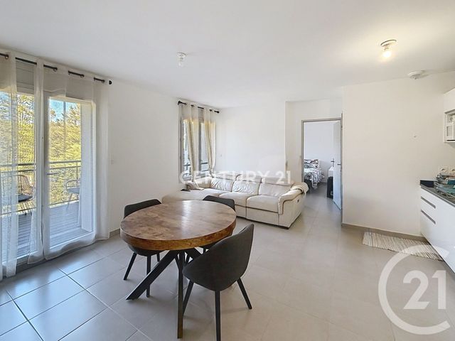 Appartement T2 à louer PEYPIN