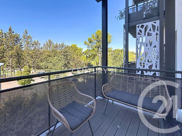 Appartement T2 à louer - 2 pièces - 45.9 m2 - PEYPIN - 13 - PROVENCE-ALPES-COTE-D-AZUR - Century 21 Agence Beaumond