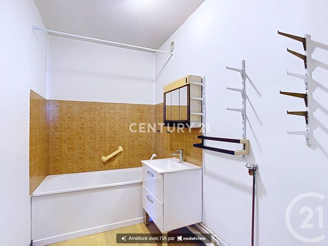 Appartement F4 à vendre - 4 pièces - 88.9 m2 - AUBAGNE - 13 - PROVENCE-ALPES-COTE-D-AZUR - Century 21 Agence Beaumond